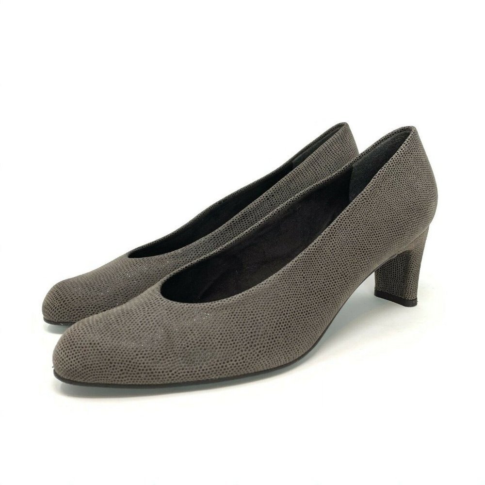 Stuart Weitzman 8 Low Heel Eel Skin Embossed Pumps - image 1